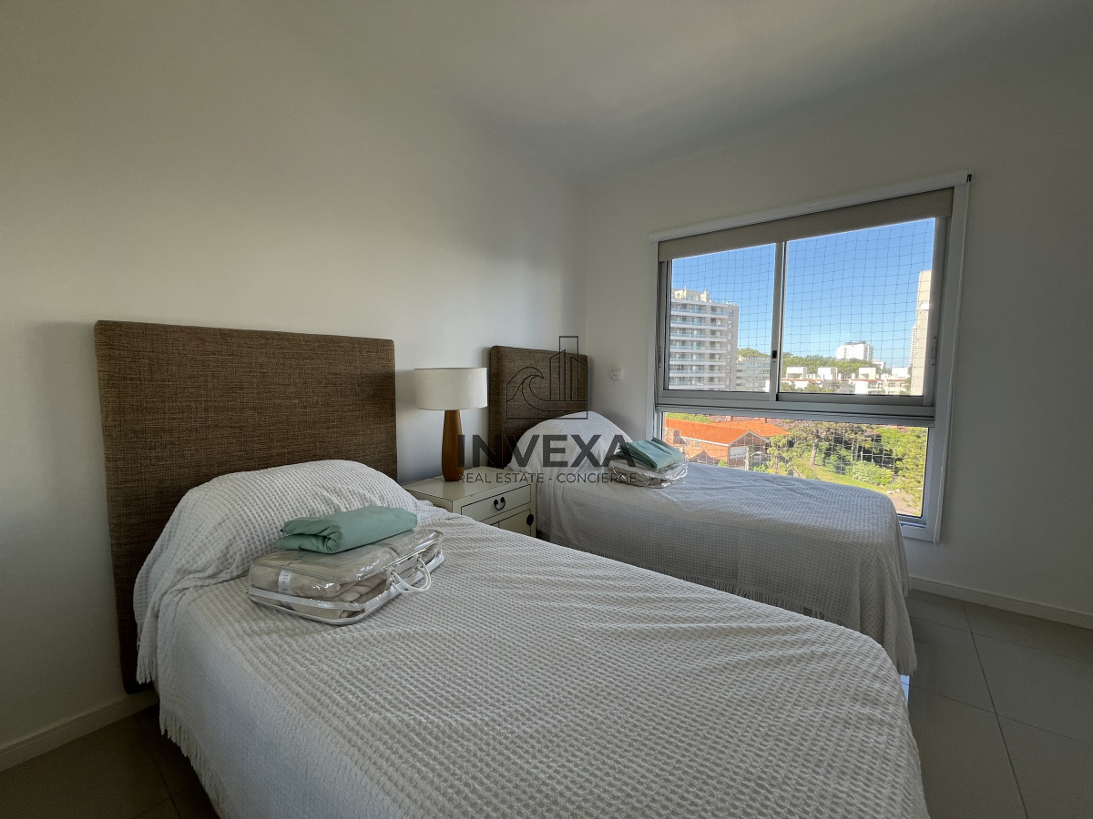 Apartamento ID.2092 - WIND TOWER Alquiler Temporal Apartamento de 2 dormitorios en Playa Brava Amenities y Servicios Punta del Este