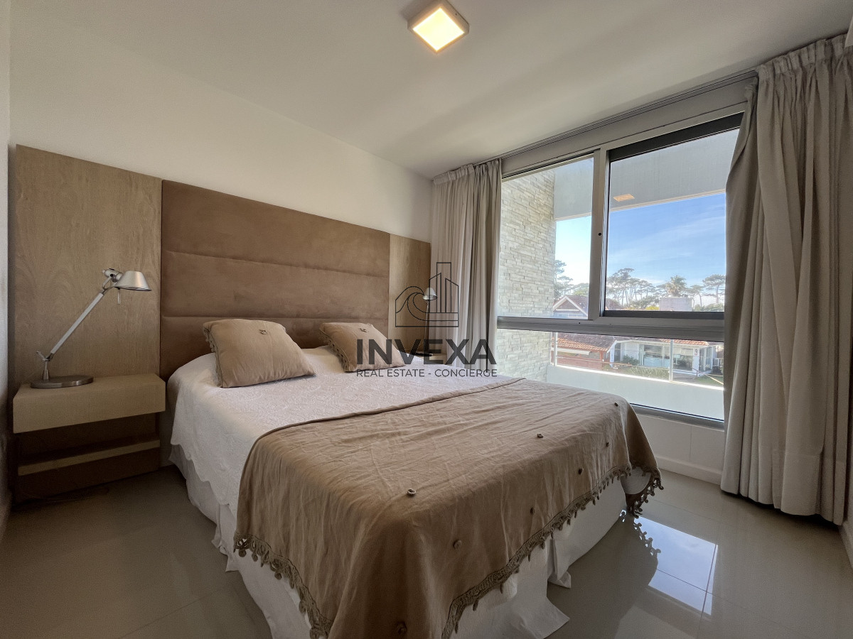 Apartamento ID.8804 - Hermoso Apartamento en Venta frente al mar Primera Linea de Mansa!