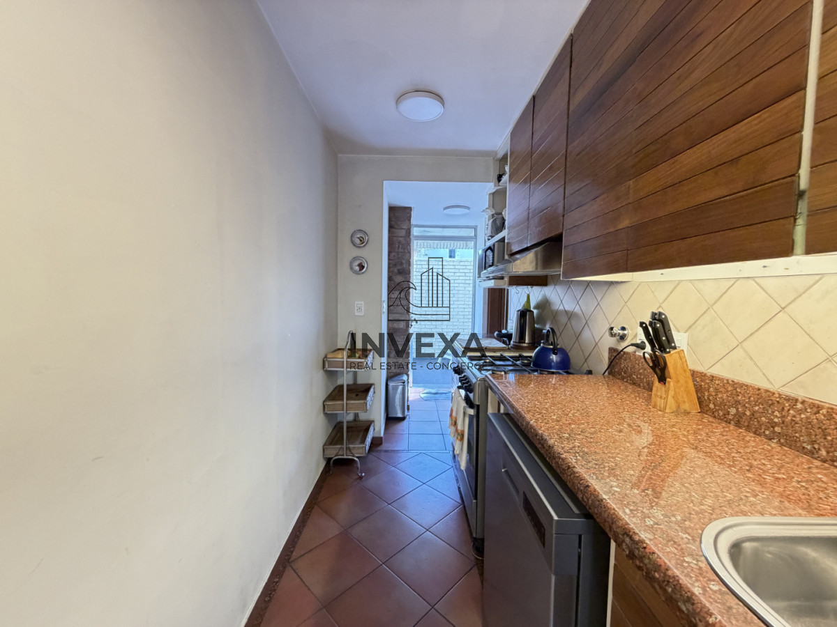 Apartamento ID.9890 - Oportunidad Vista al Mar Peninsula Apartamento de 4 Dormitorios Punta del Este