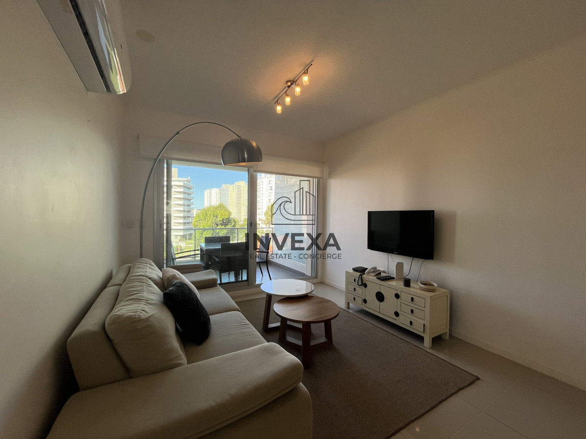 Apartamento ID.2092 - WIND TOWER Alquiler Temporal Apartamento de 2 dormitorios en Playa Brava Amenities y Servicios Punta del Este