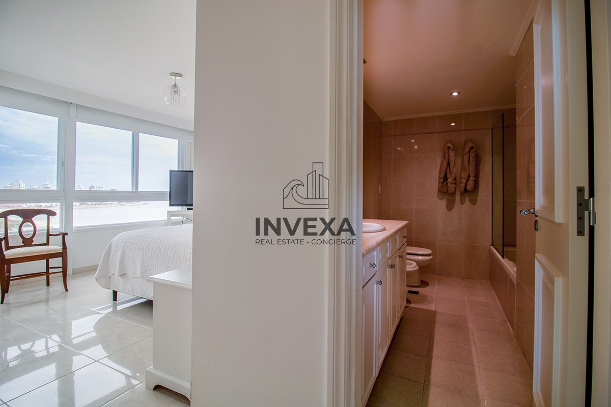 Apartamento ID.448 - Apartamento en Venta Primera Linea de la Mansa