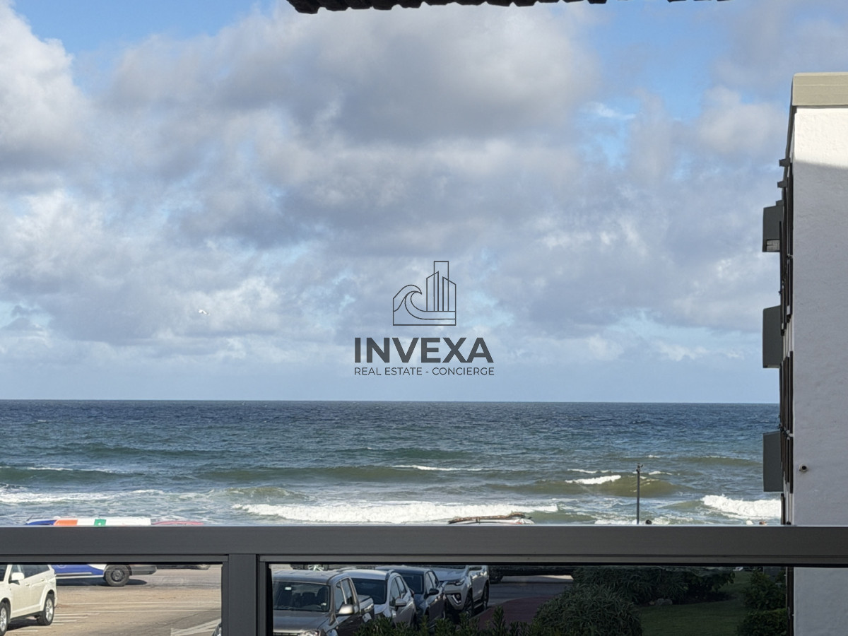 Apartamento ID.9890 - Oportunidad Vista al Mar Peninsula Apartamento de 4 Dormitorios Punta del Este