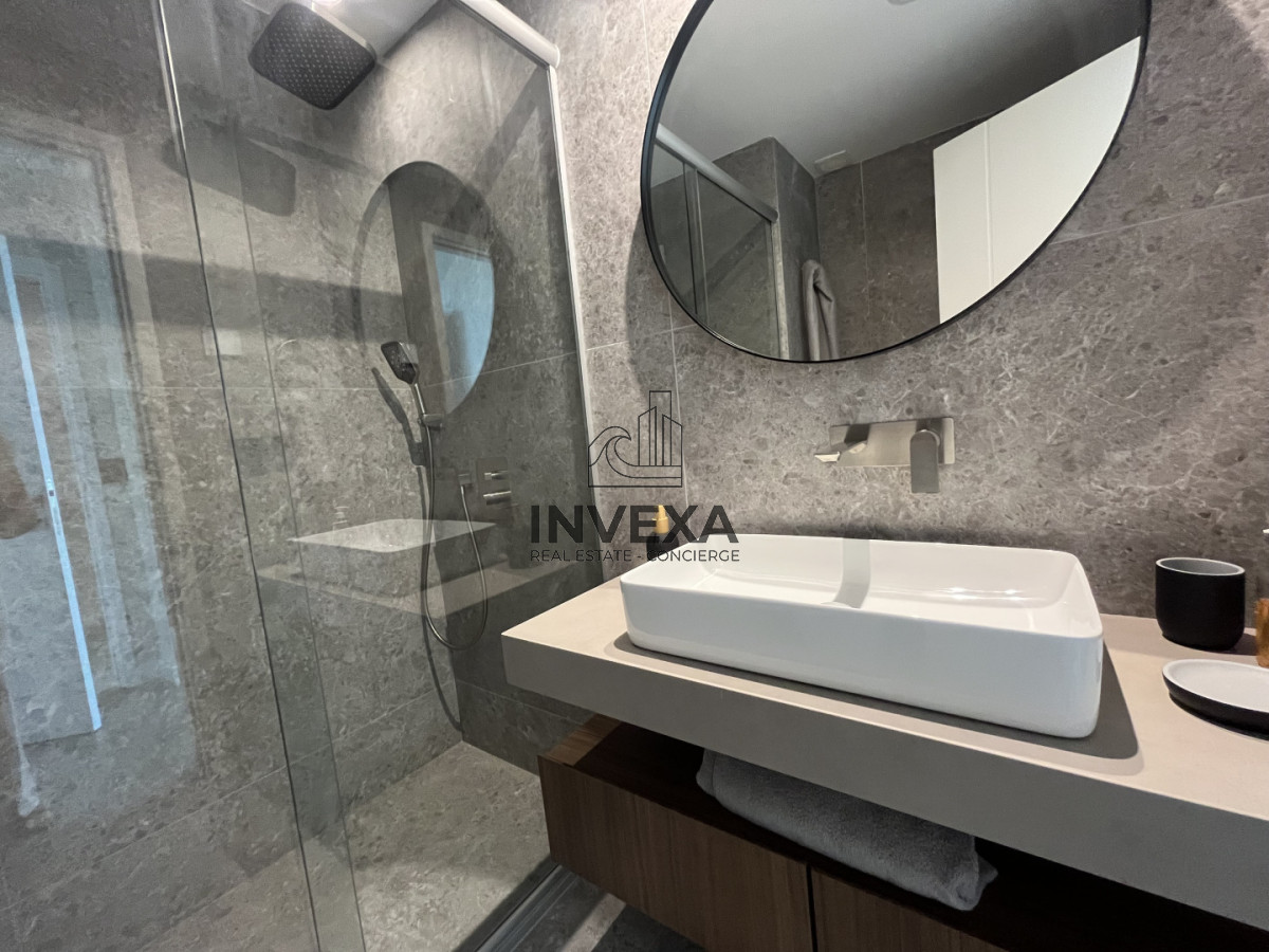 Apartamento ID.9665 - Apartamento en Venta a Estrenar con Vista al Mar Playa Mansa Punta del Este 