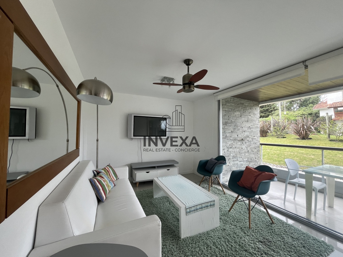 Apartamento ID.1845 - Oportunidad Apartamento en Venta Primera linea de la Mansa 2 dormitorios Isabel Pinares Punta del Este con Parrillero y Garaje