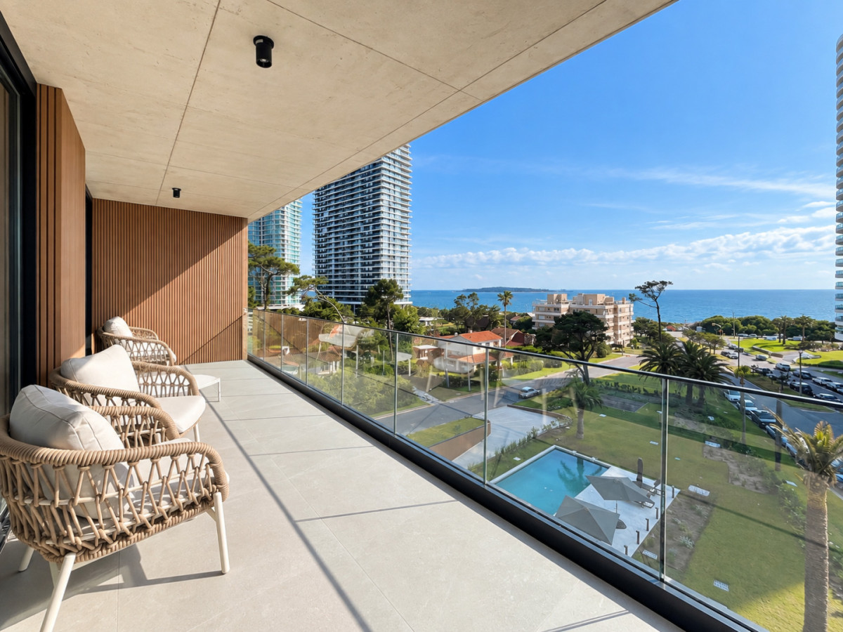 Apartamento en Venta a Estrenar con Vista al Mar Playa Mansa Punta del Este 