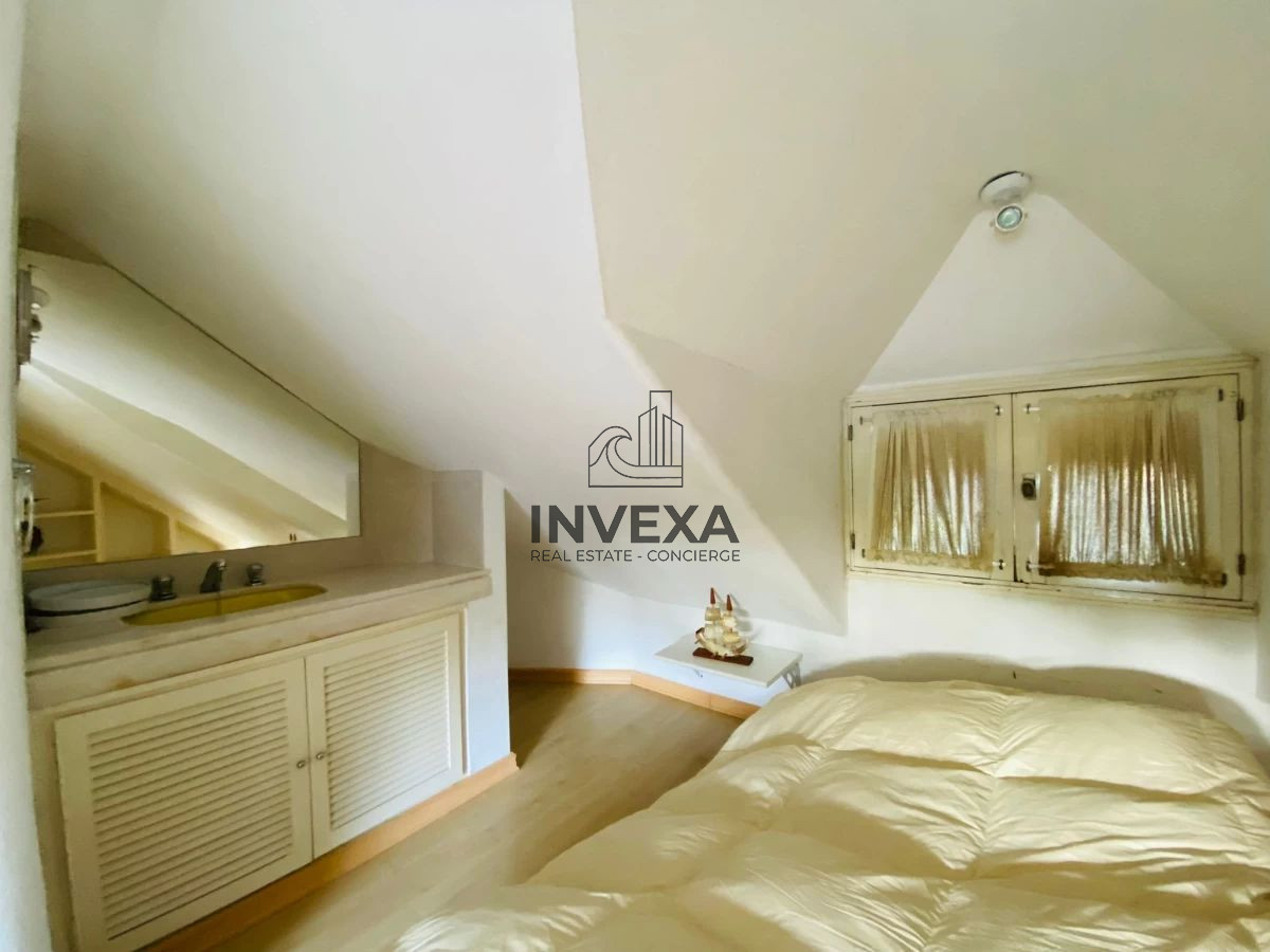 Casa ID.1001 - Casa en Venta y Alquiler 6 Dormitorios Barrio Cantegril Punta del Este Uruguay