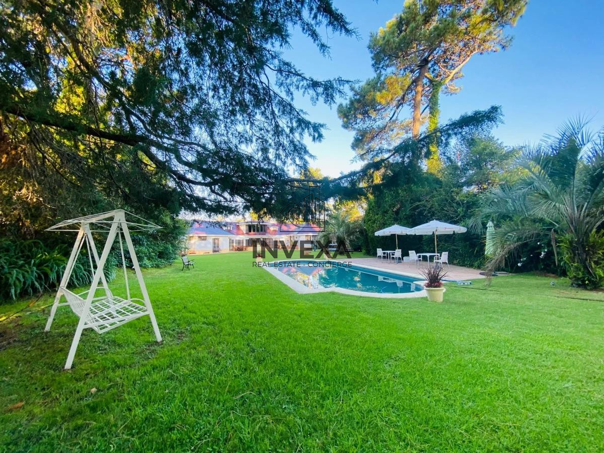 Casa ID.1001 - Casa en Venta y Alquiler 6 Dormitorios Barrio Cantegril Punta del Este Uruguay