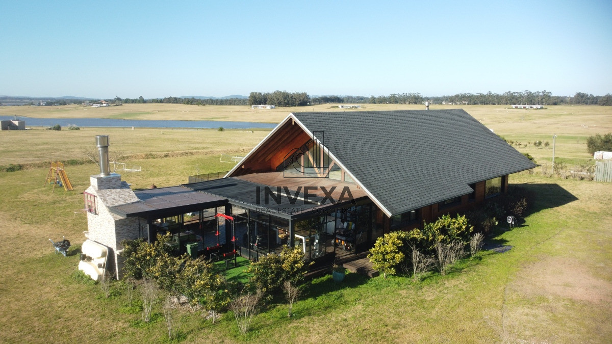 Casa ID.10247 - Casa en venta barrio privado Laguna de los Cisnes Punta del Este 