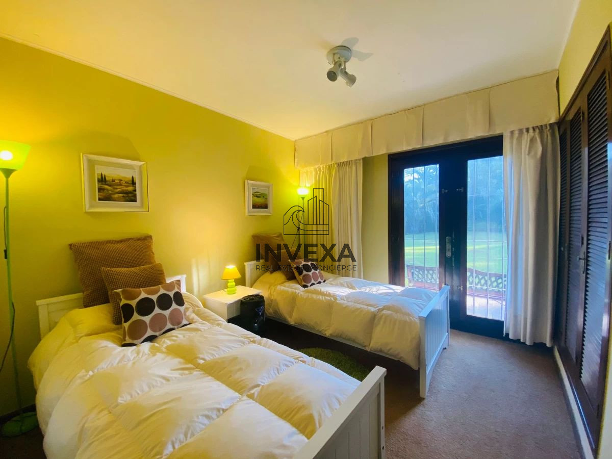 Casa ID.1001 - Casa en Venta y Alquiler 6 Dormitorios Barrio Cantegril Punta del Este Uruguay