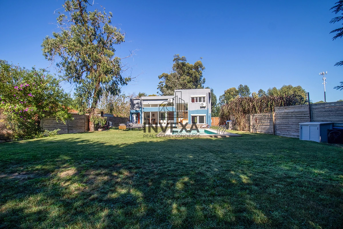 Casa ID.1833 - Venta Casa Punta del Este tres dormitorios piscina nueva! Zona Marly!