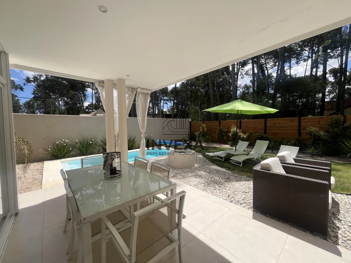 Casa ID.9467 - Casa en Venta 4 Dormitorios en Solanas Barrio Privado Punta del Este 