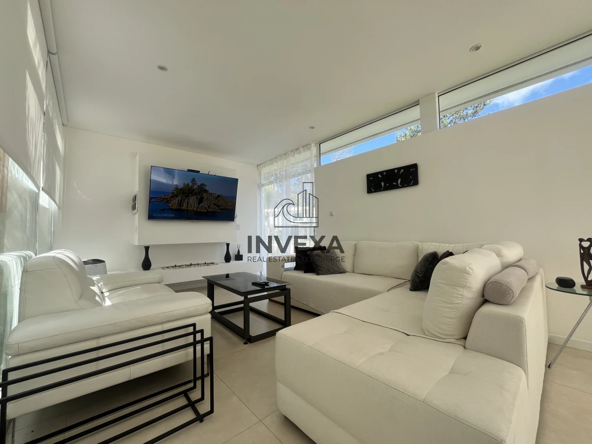 Casa ID.9467 - Casa en Venta 4 Dormitorios en Solanas Barrio Privado Punta del Este 