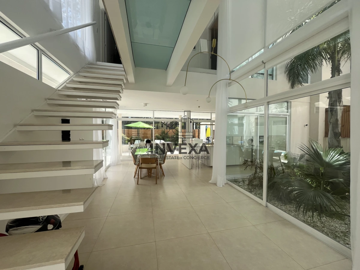 Casa ID.9467 - Casa en Venta 4 Dormitorios en Solanas Barrio Privado Punta del Este 