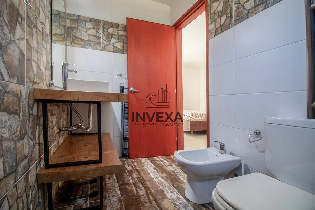 Casa ID.1833 - Venta Casa Punta del Este tres dormitorios piscina nueva! Zona Marly!