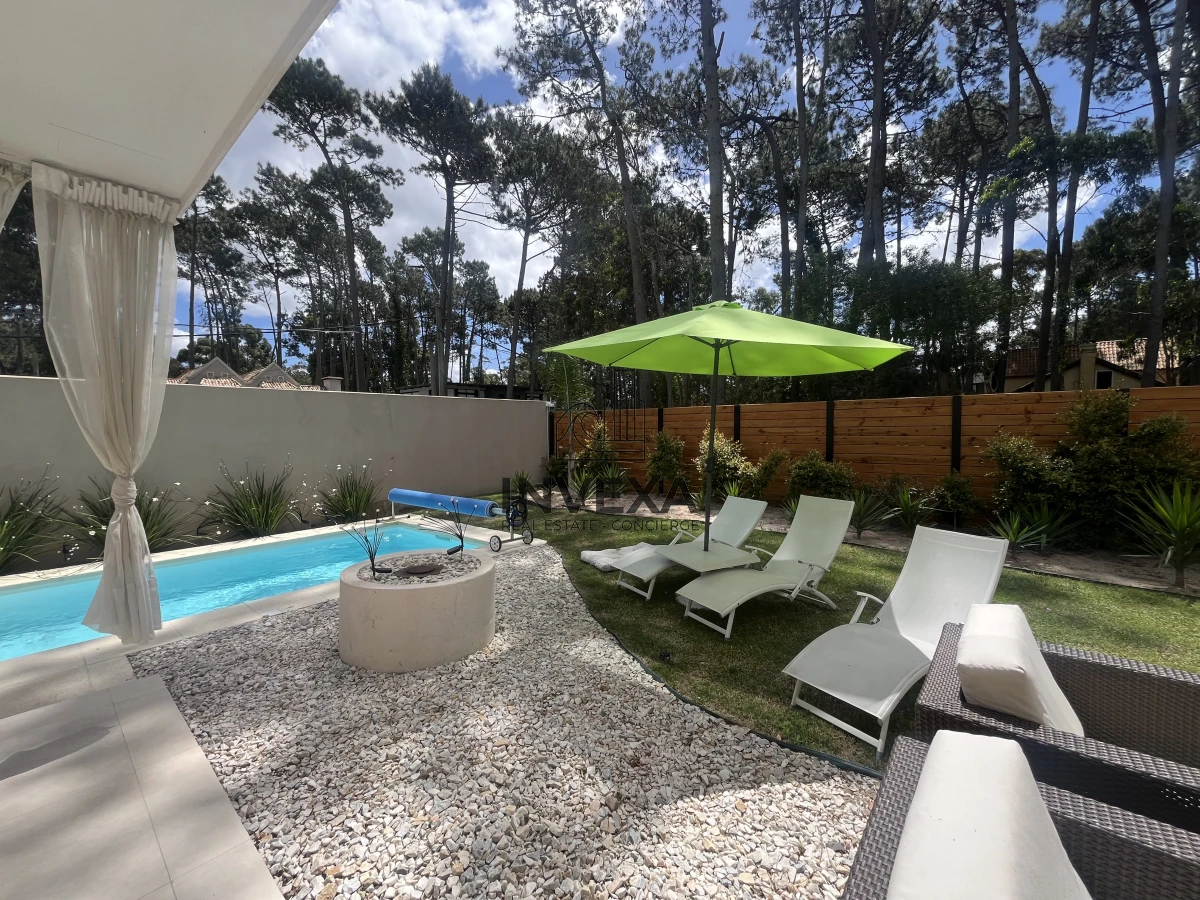 Casa ID.9467 - Casa en Venta 4 Dormitorios en Solanas Barrio Privado Punta del Este 