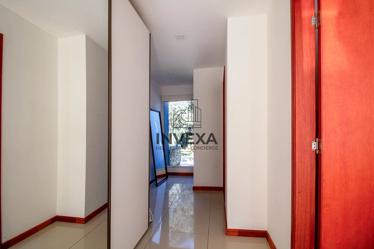 Casa ID.1833 - Venta Casa Punta del Este tres dormitorios piscina nueva! Zona Marly!