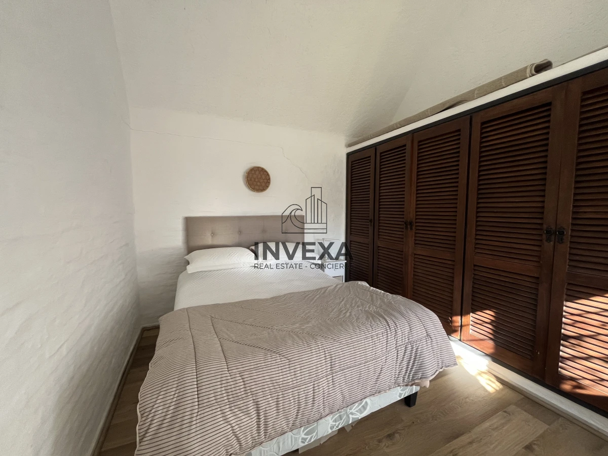 Casa ID.9252 - Venta Casa Punta del Este 4 dormitorios en Barrio Marly Punta del Este con piscina 