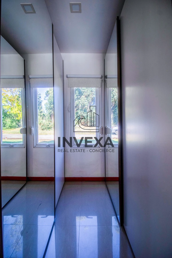 Casa ID.1833 - Venta Casa Punta del Este tres dormitorios piscina nueva! Zona Marly!