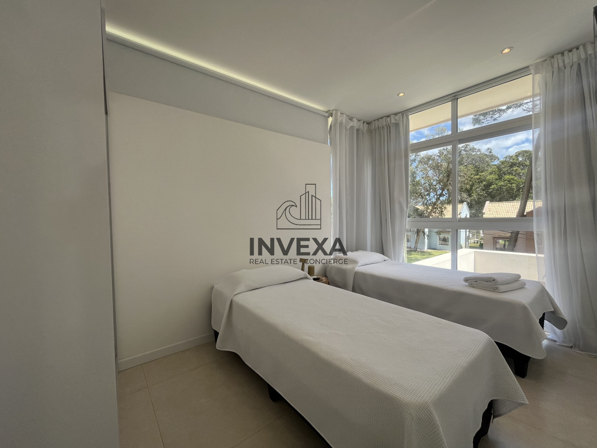 Casa ID.9467 - Casa en Venta 4 Dormitorios en Solanas Barrio Privado Punta del Este 