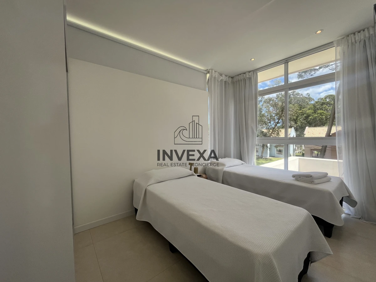 Casa ID.9467 - Casa en Venta 4 Dormitorios en Solanas Barrio Privado Punta del Este 