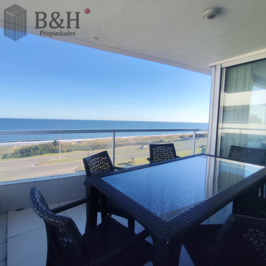 APARTAMENTO 3 DORMITORIOS. VIVI EL LUJO Y CONFORT EN PUNTA DEL ESTE - BYH7330A