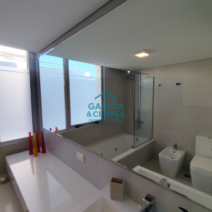 Apartamento ID.529 - APARTAMENTO 3 DORMITORIOS. VIVI EL LUJO Y CONFORT EN PUNTA DEL ESTE