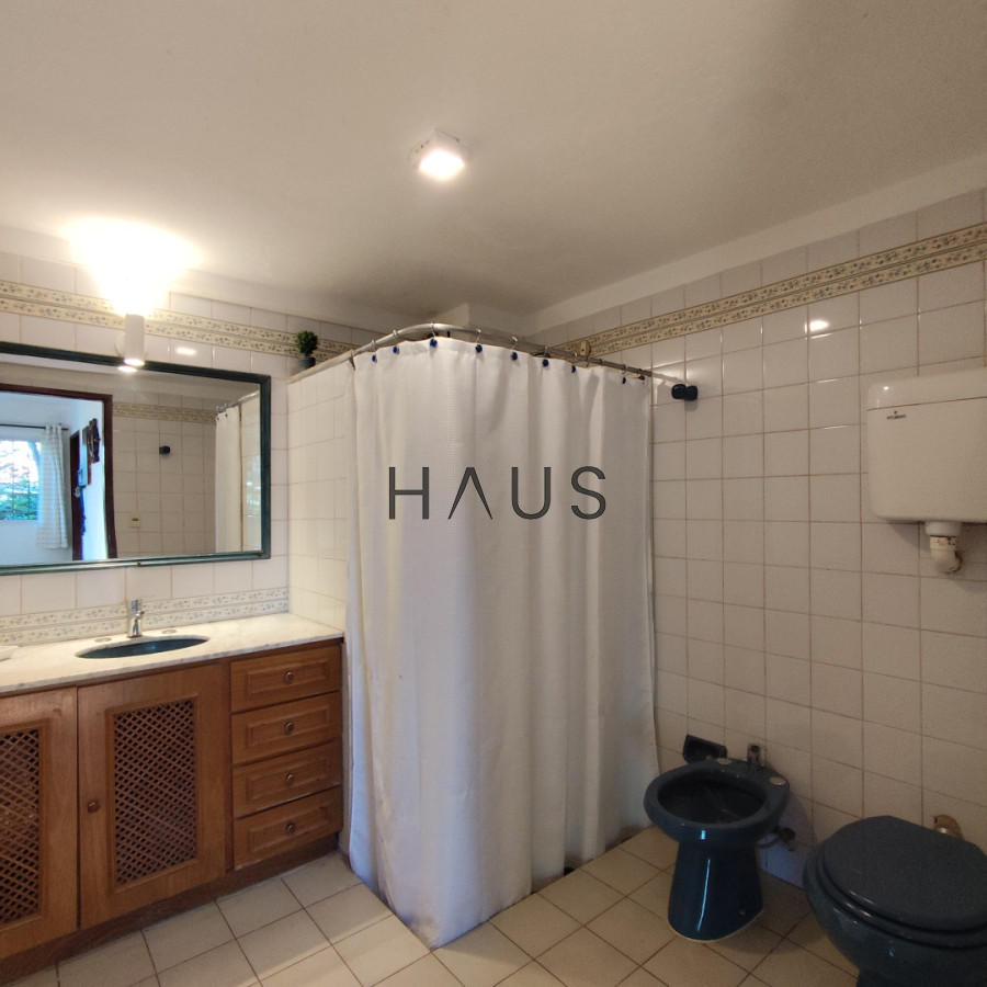 Casa ID.799 - CASA CANTEGRIL - 2 unidades integradas | 700 m² de terreno