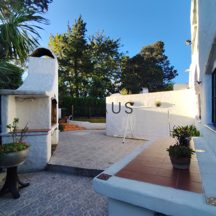 Casa ID.799 - CASA CANTEGRIL - 2 unidades integradas | 700 m² de terreno