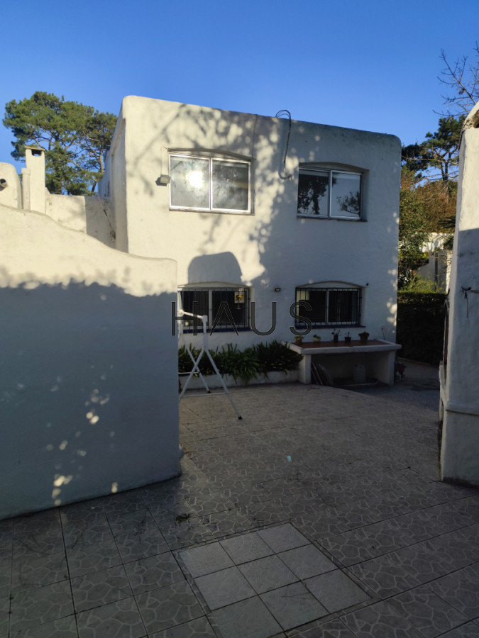 Casa ID.799 - CASA CANTEGRIL - 2 unidades integradas | 700 m² de terreno