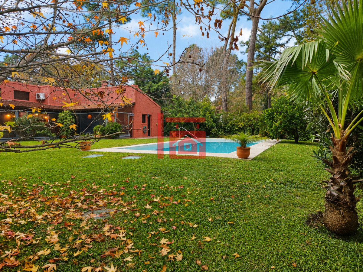 Casa ID.826 - ✨ Exclusiva residencia en San Rafael ✨
