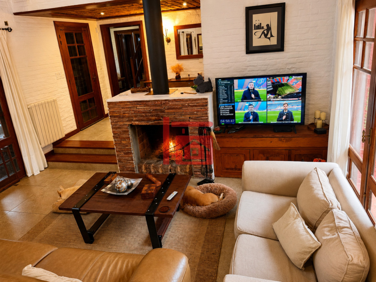 Casa ID.826 - ✨ Exclusiva residencia en San Rafael ✨