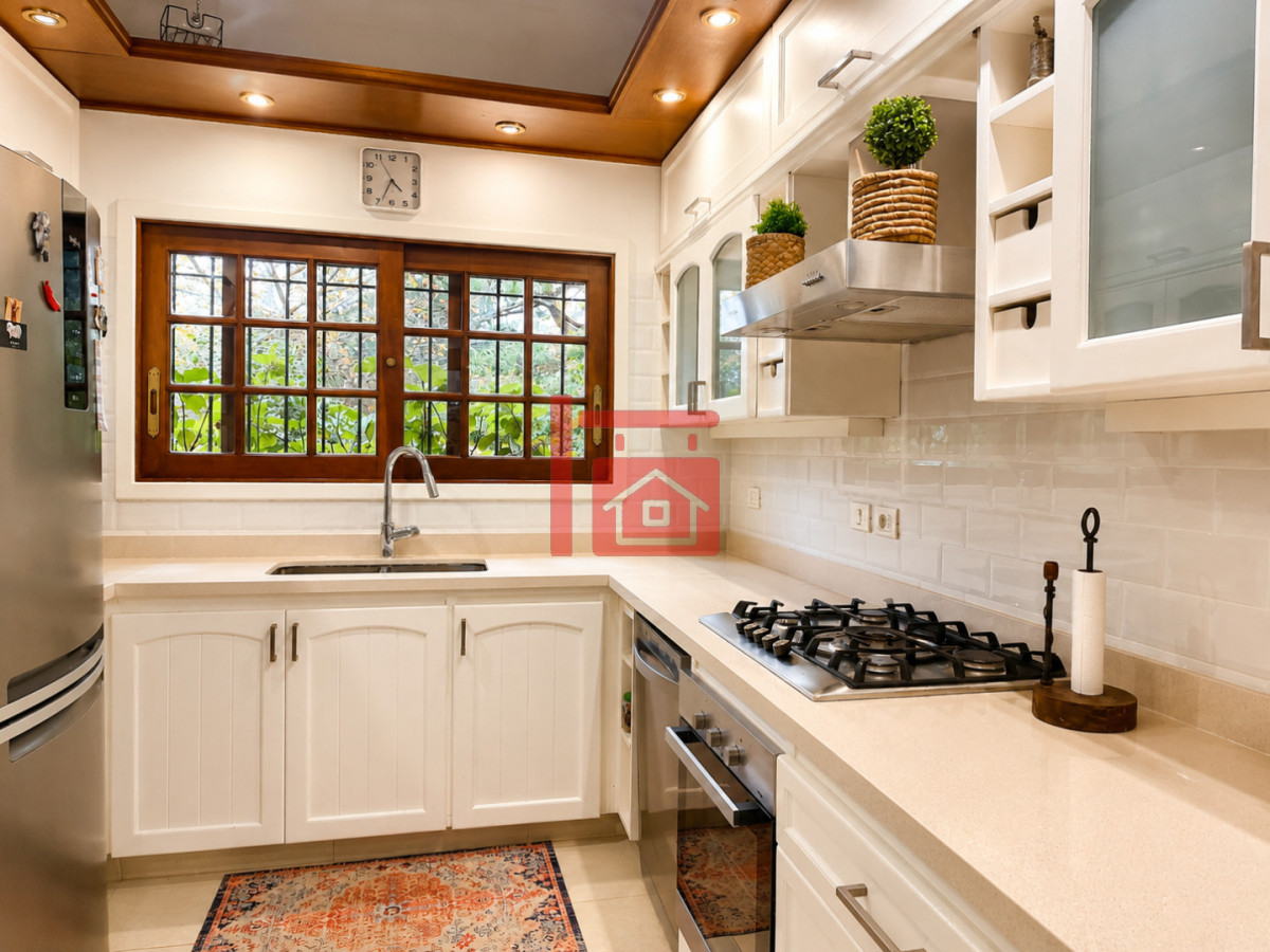 Casa ID.826 - ✨ Exclusiva residencia en San Rafael ✨