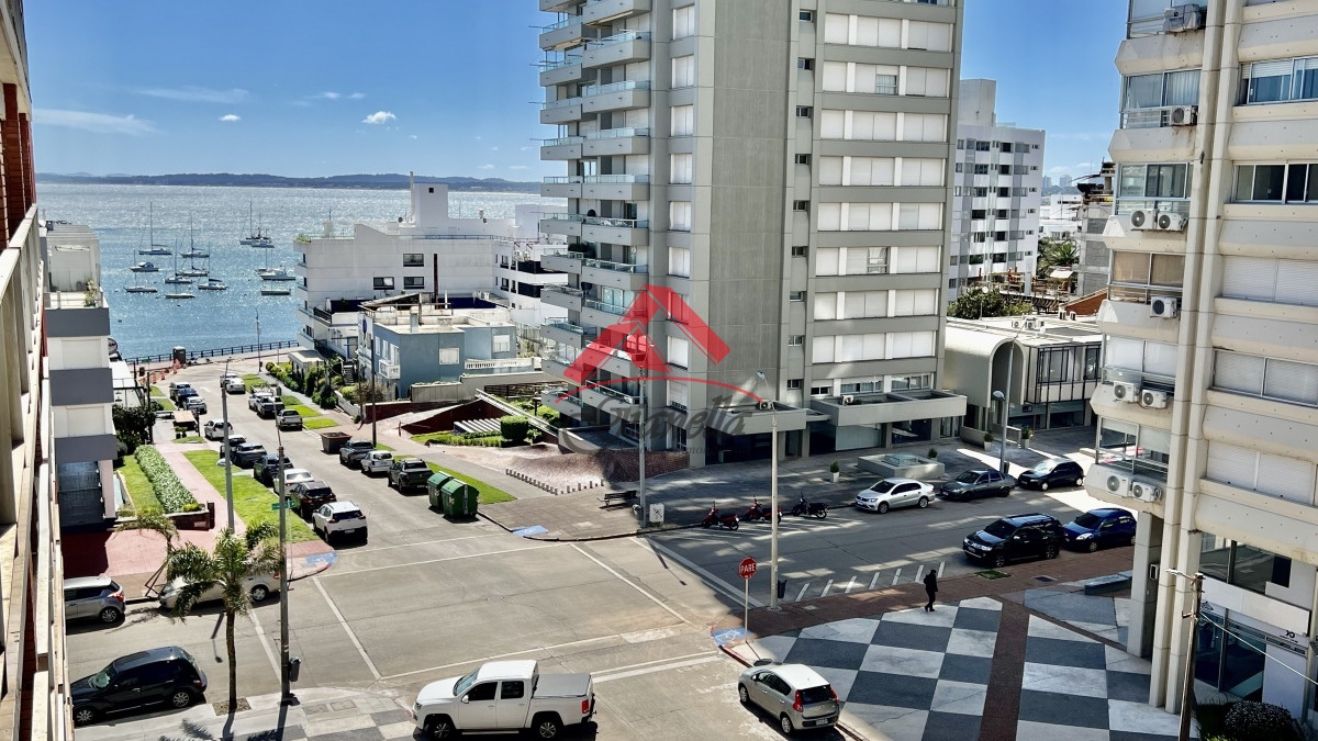 Apartamento ID.2042 - Apto a Estrenar, 2 dormitorios mts del PUERTO