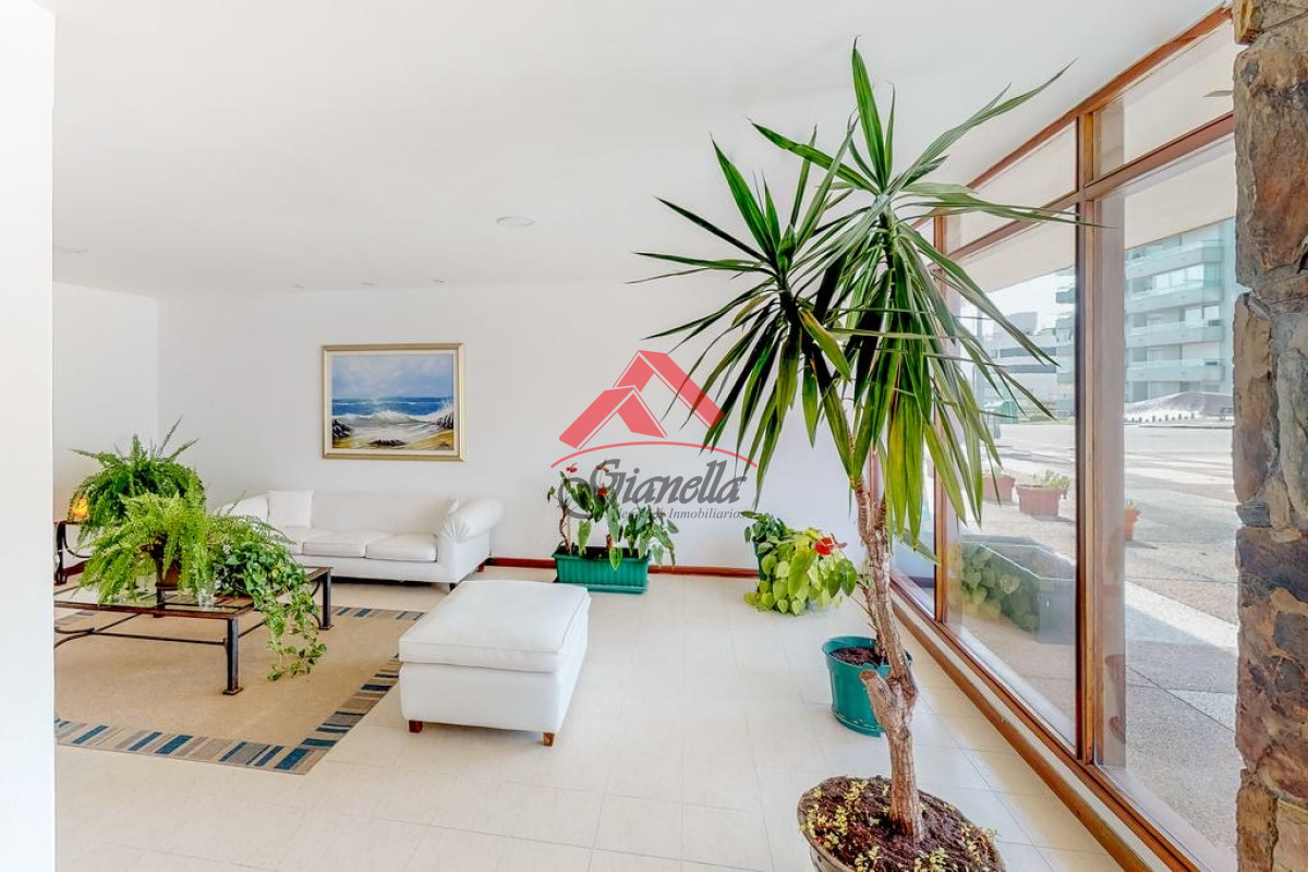 Apartamento ID.2042 - Apto a Estrenar, 2 dormitorios mts del PUERTO