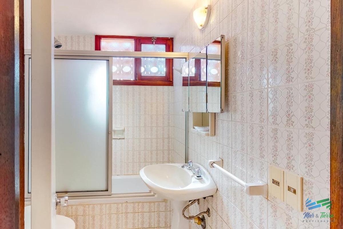 Apartamento ID.5727 - En venta apartamento 2 dormitorios en Peninsula, Punta del Este