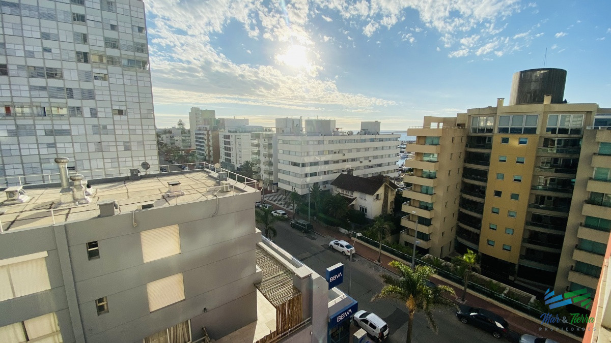 Apartamento ID.3375 - Vendo apartamento 1 dormitorio a metros del puerto, Punta del Este.