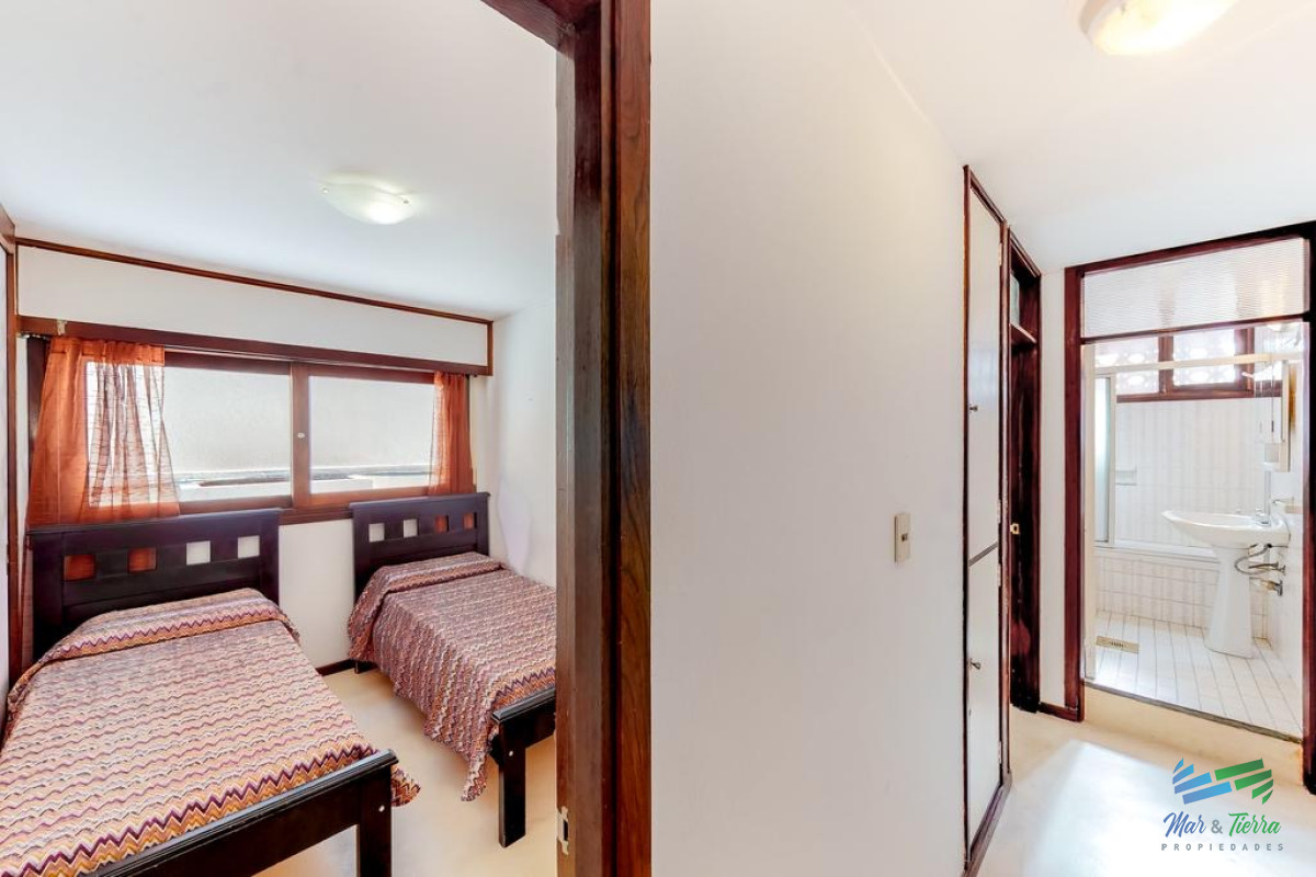 Apartamento ID.5727 - En venta apartamento 2 dormitorios en Peninsula, Punta del Este