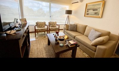 Vendo apartamento 1 dormitorio a metros del puerto, Punta del Este.