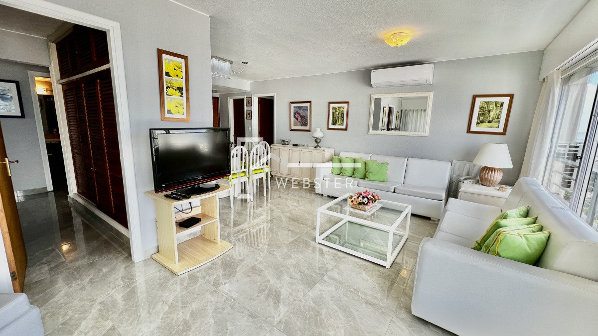 Apartamento ID.2754 - Oportunidad reciclada en Torre Verona, 2 dormitorios, Vistas!!!