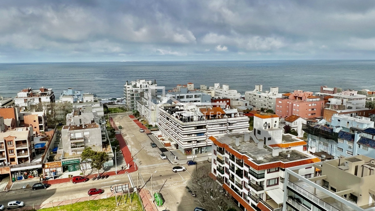 Apartamento ID.2754 - Oportunidad reciclada en Torre Verona, 2 dormitorios, Vistas!!!