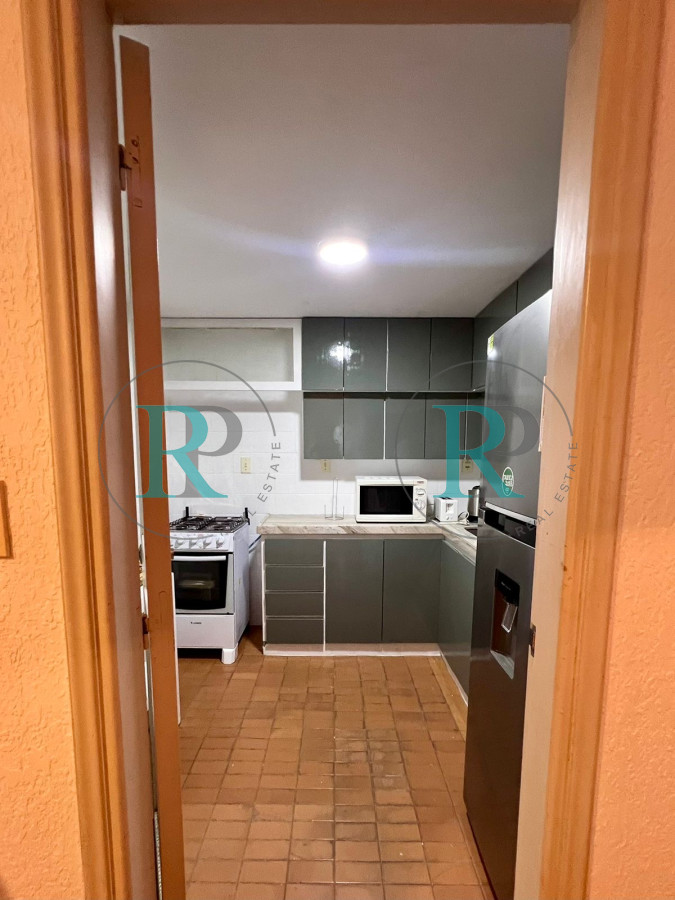 Apartamento ID.2485 - Oportunidad 2 y medio dorms próximo al Puerto!
