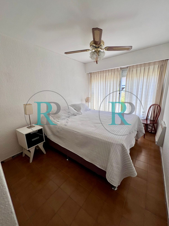 Apartamento ID.2485 - Oportunidad 2 y medio dorms próximo al Puerto!