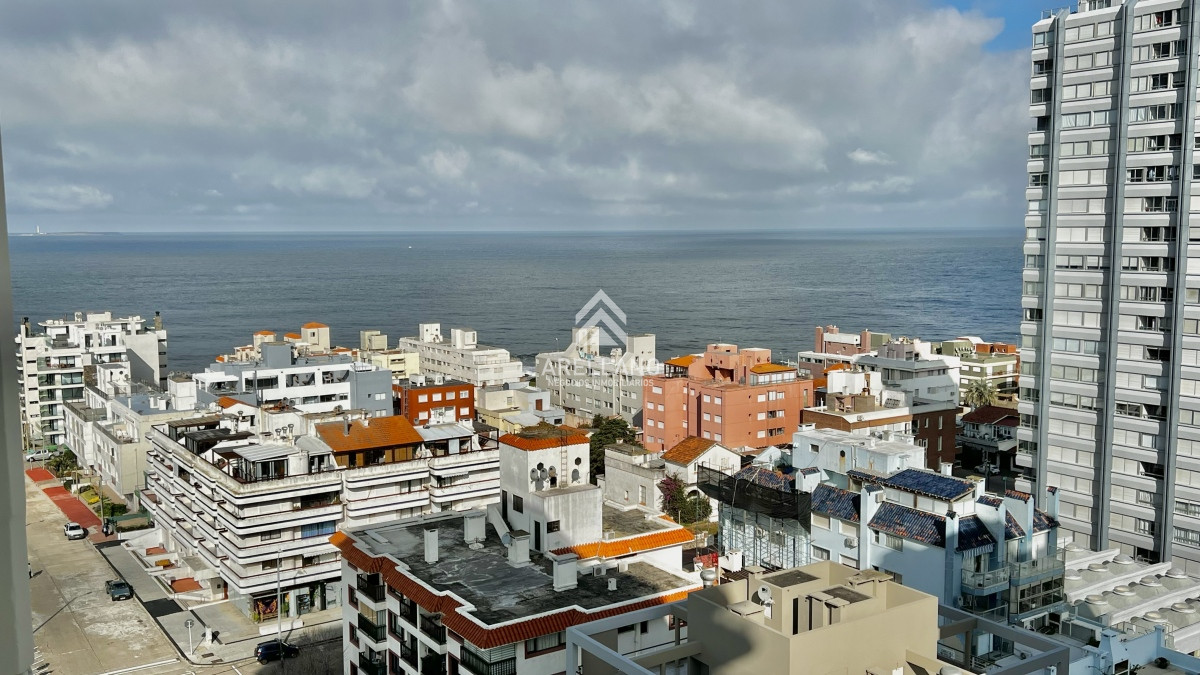 Apartamento ID.6171 - Oportunidad reciclada en Torre Verona, 2 dormitorios, Vistas!!!