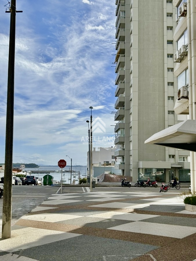 Apartamento ID.6527 - Venta Apartamento en Peninsula, 2 dormitorios 