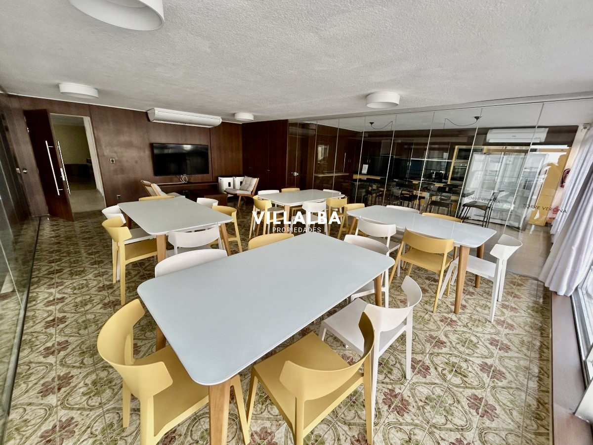 Apartamento ID.4693 - OPORTUNIDAD Venta Apartamento TORRE VERONA - 2 dormitorios y medio