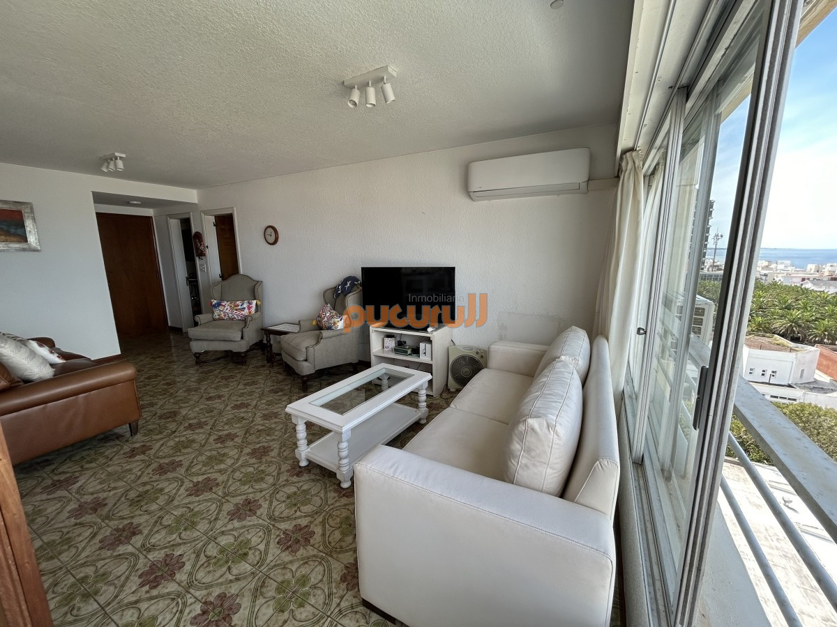 Apartamento ID.2844 - OPORTUNIDAD Venta Apartamento TORRE VERONA - 2 dormitorios y medio