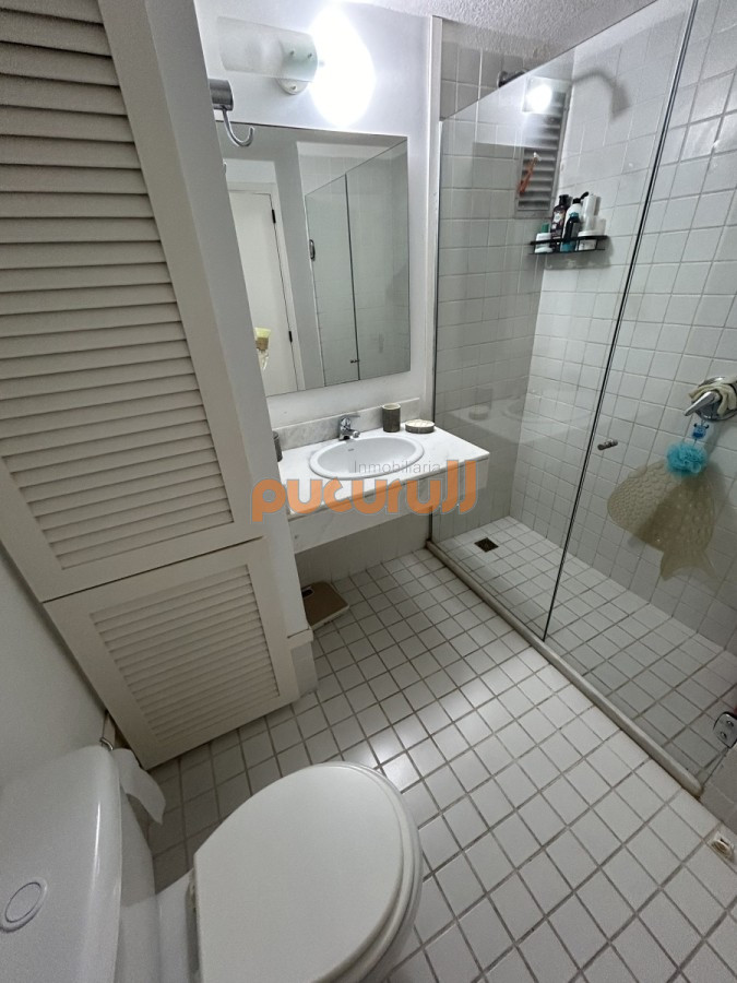 Apartamento ID.2844 - OPORTUNIDAD Venta Apartamento TORRE VERONA - 2 dormitorios y medio