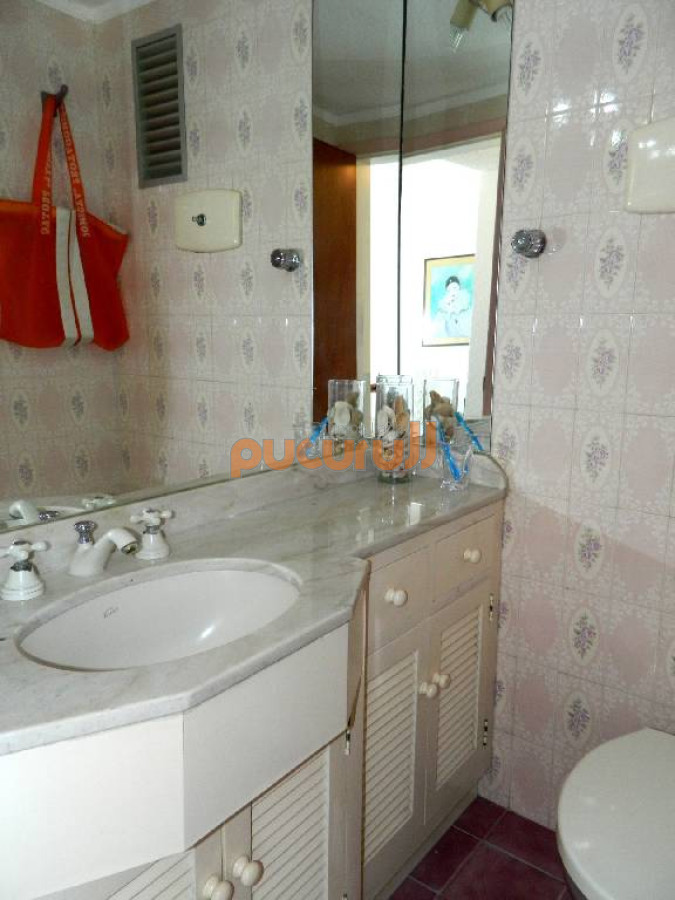 Apartamento ID.2101 - IMPERDIBLE !!! Apartamento en Peninsula, 2 dormitorios *