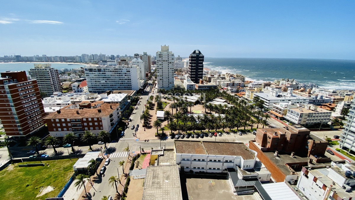 Apartamento ID.684 - TORRE VERONA (A nuevo), 3 dorms y servicio al Puerto!