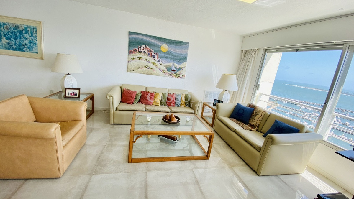 Apartamento ID.684 - TORRE VERONA (A nuevo), 3 dorms y servicio al Puerto!